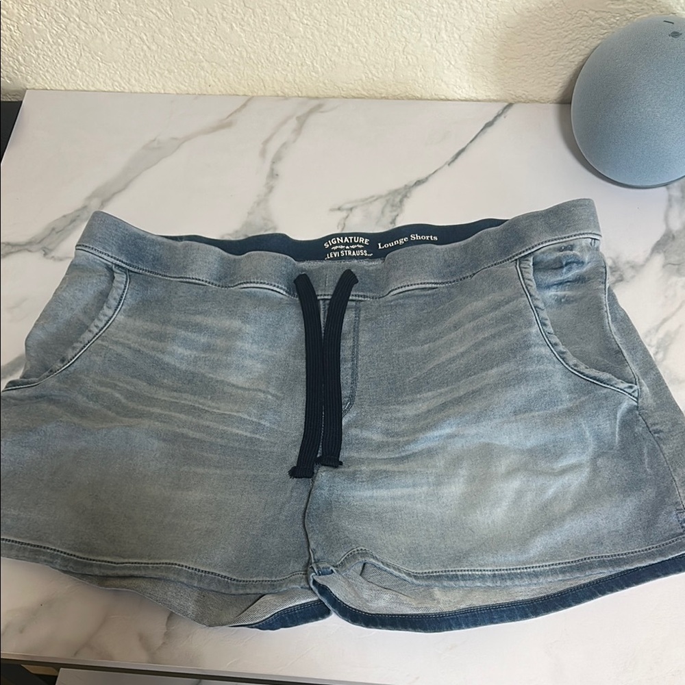Signature by Levi Strauss Blue Athletic Shorts Comfortable Fit